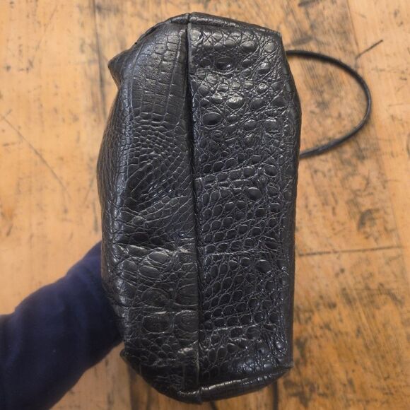 BRIGHTON Vtg Black Embossed Leather Bag Silver Kiss Lock Gothic Romantic Purse‎ - Picture 4 of 8